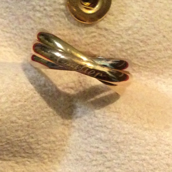 14K Gold Cartier Trinity ring, size 54 European or 7 1/2 American - Picture 2 of 4
